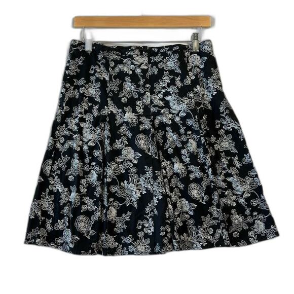 Rave Women's Y2K Black Knee Length Skirt Floral Print Stretch 9 - Picture 1 of 4